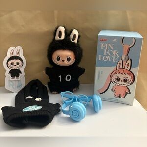 The chase of the series, “R.” Dressed in the Labubu 10th anniversary shirt!